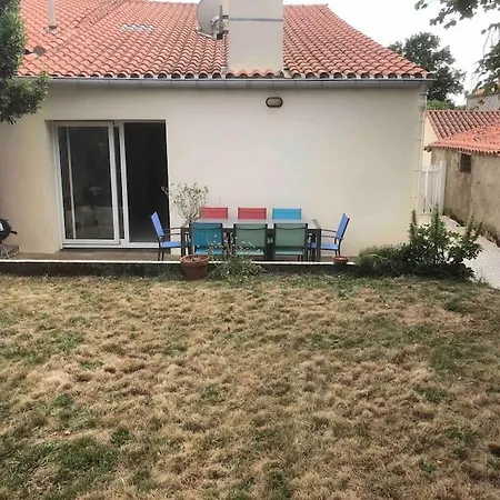 Maison Calme Entre Terre Et Mer *